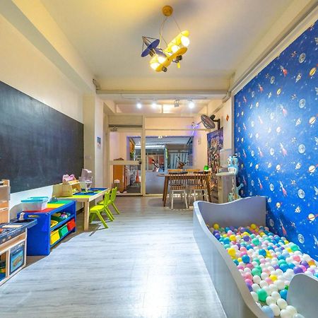 Apartamento Treasure House Luodong Exterior foto