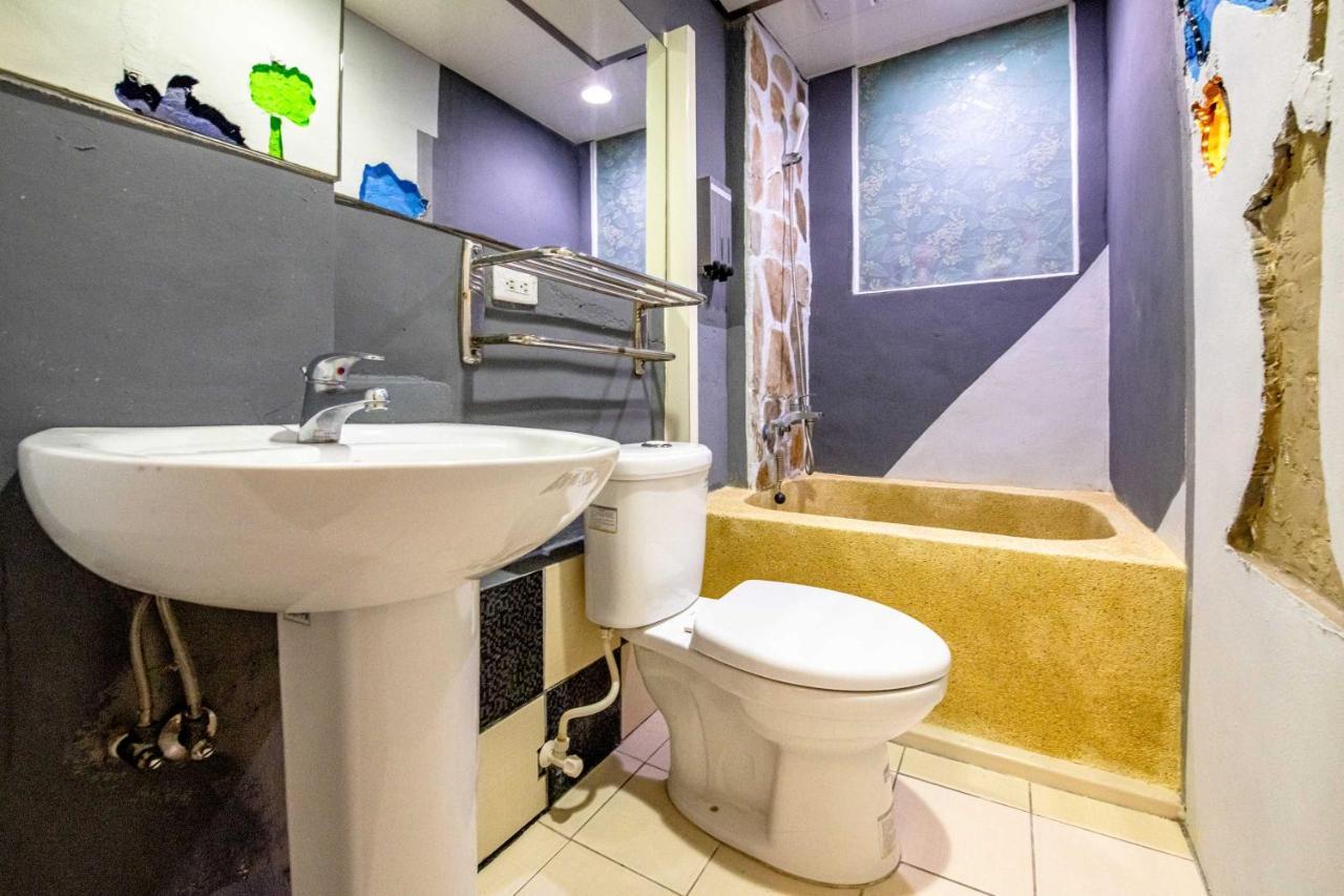 Apartamento Treasure House Luodong Exterior foto